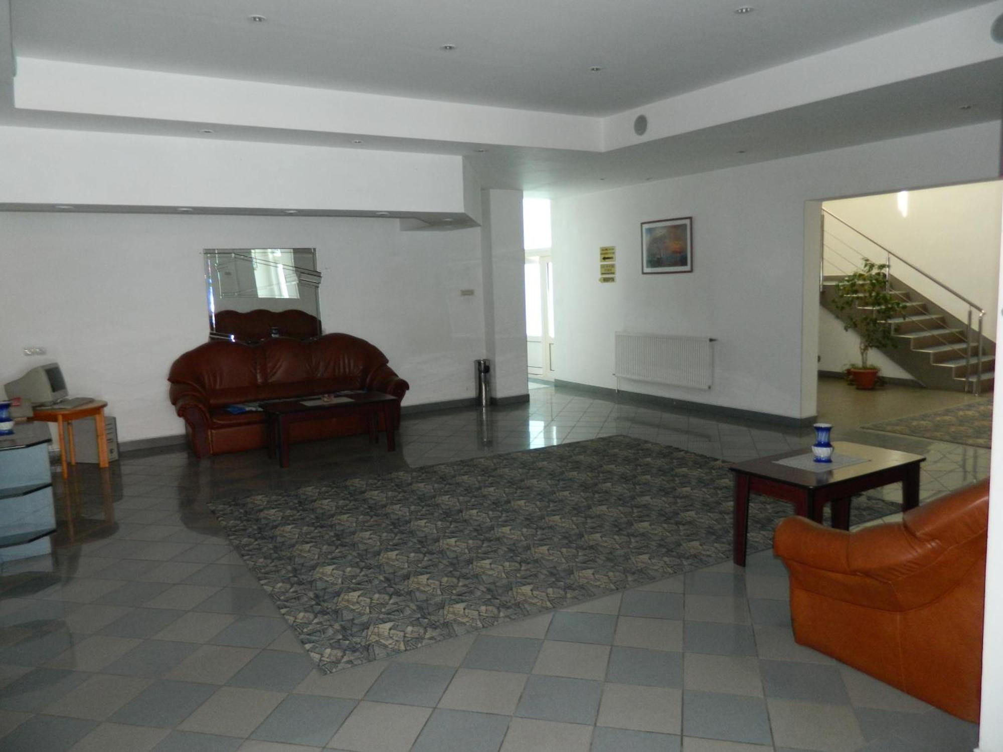 Hotel Iris Tîrnăveni 外观 照片