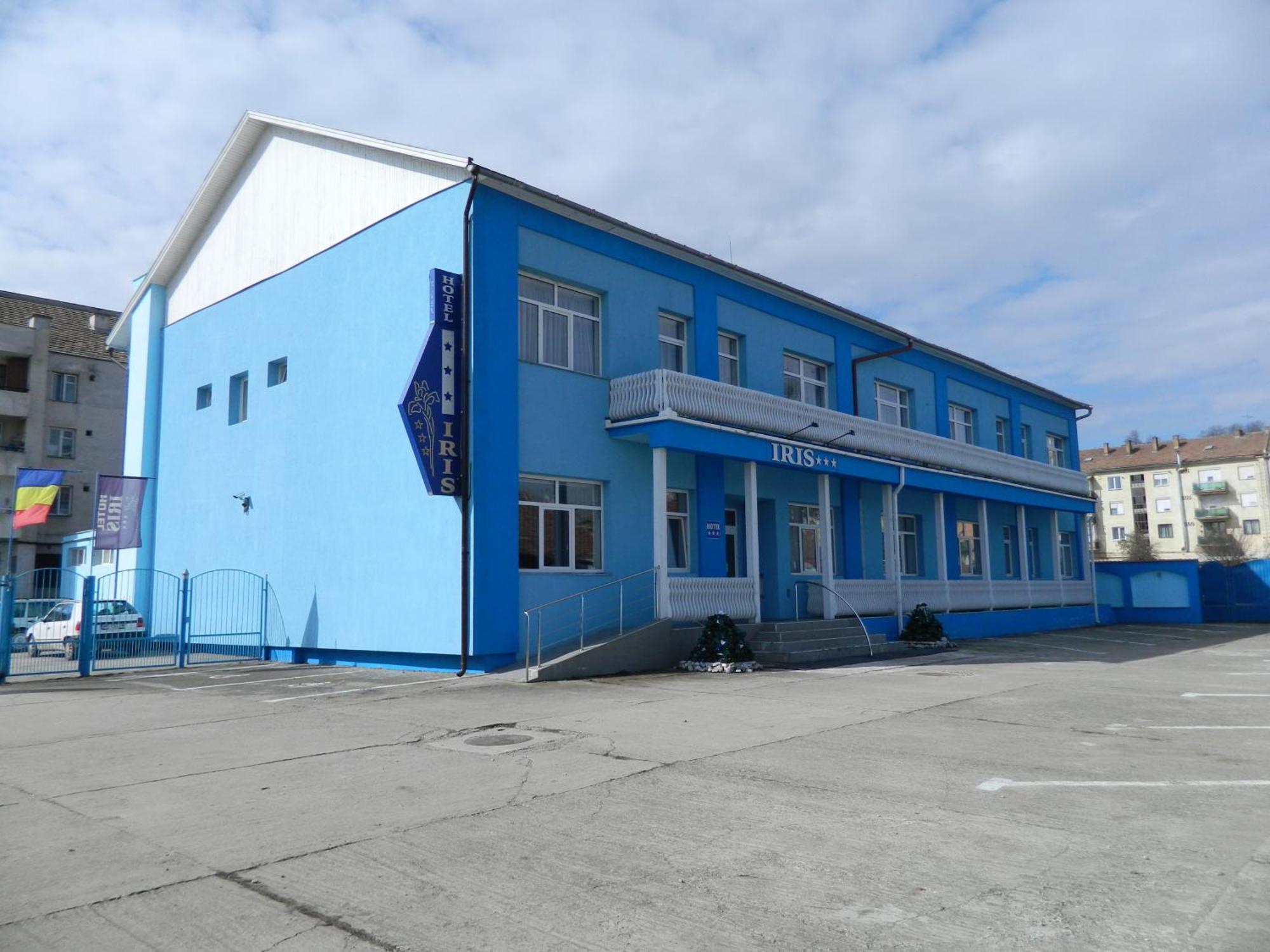 Hotel Iris Tîrnăveni 外观 照片